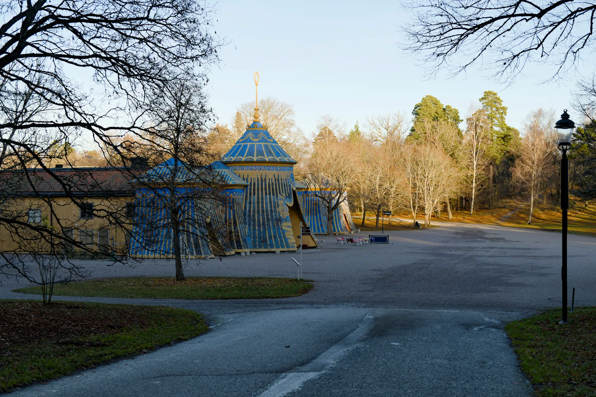 Afternoon walk in Hagaparken