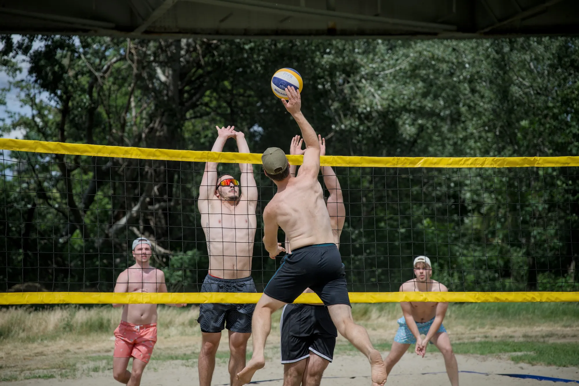 Young people's volleyball championship on Lapos Beach