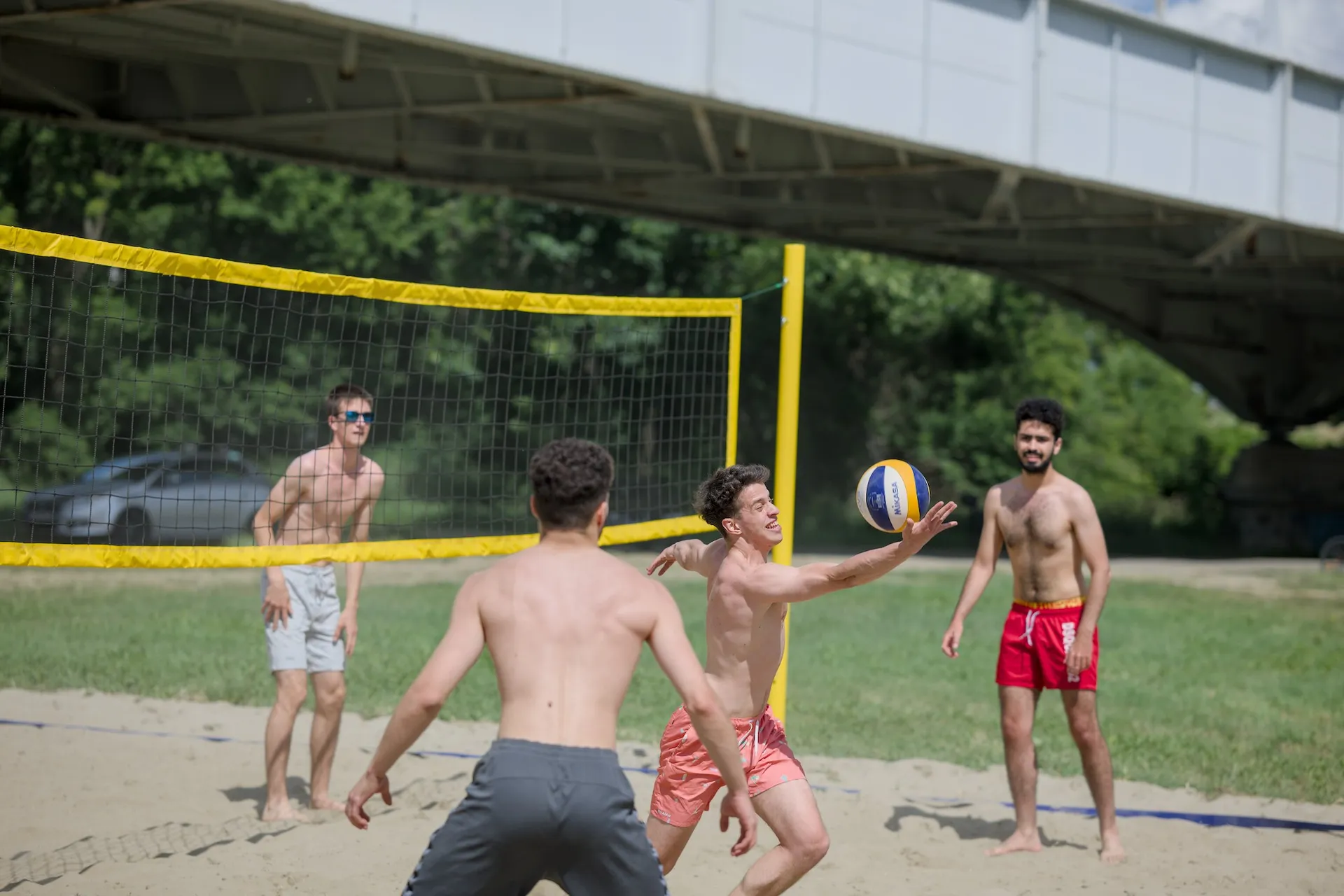 Young people's volleyball championship on Lapos Beach