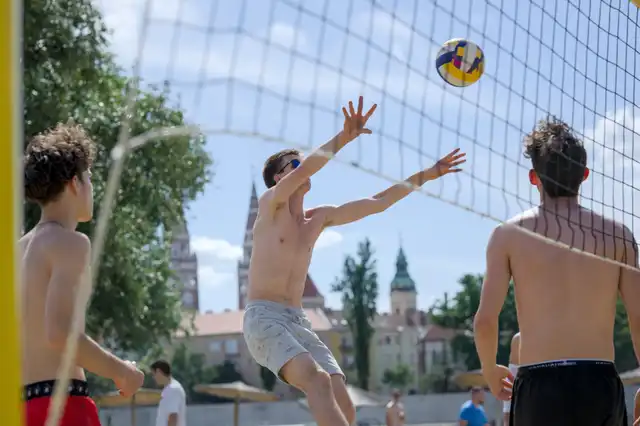 Young people's volleyball championship on Lapos Beach