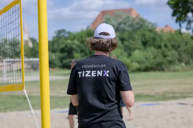 Young people's volleyball championship on Lapos Beach