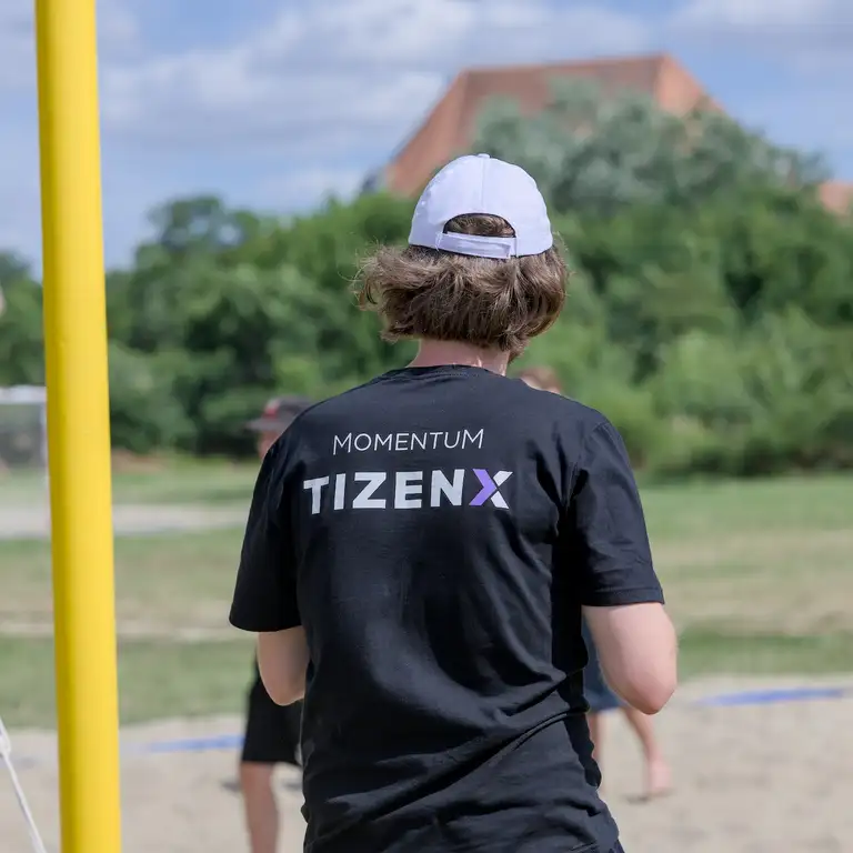 Young people's volleyball championship on Lapos Beach