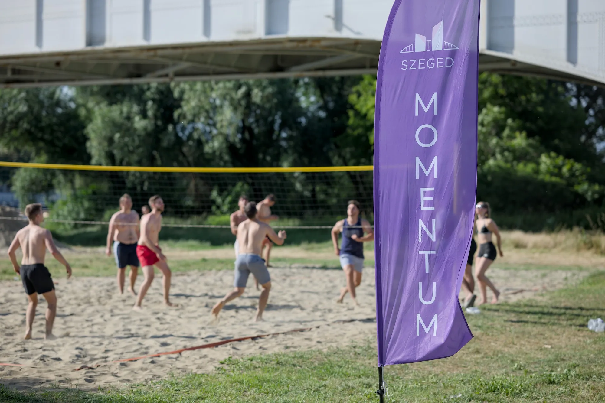 Young people's volleyball championship on Lapos Beach